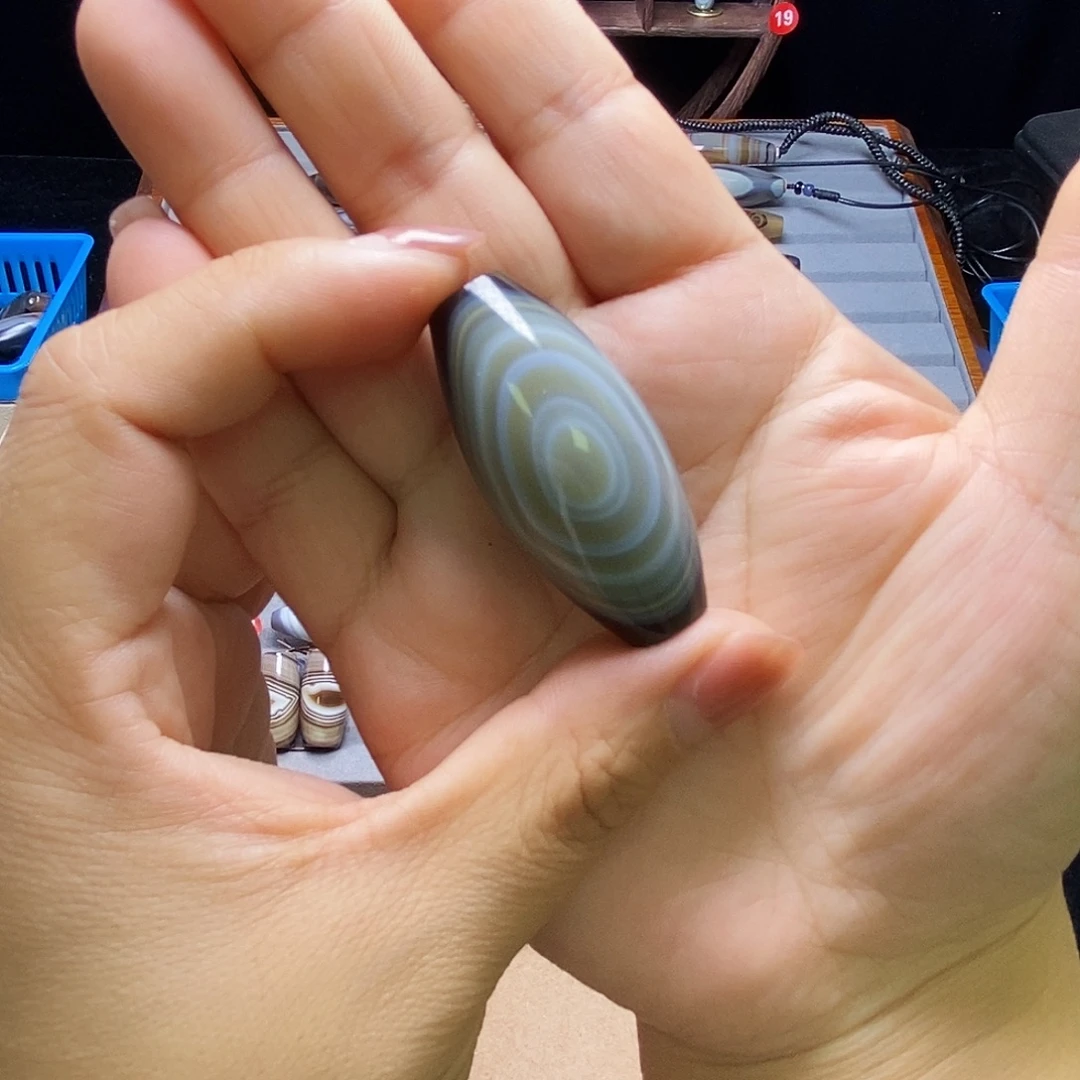 流***雨玛瑙/玉髓未镶嵌颈饰