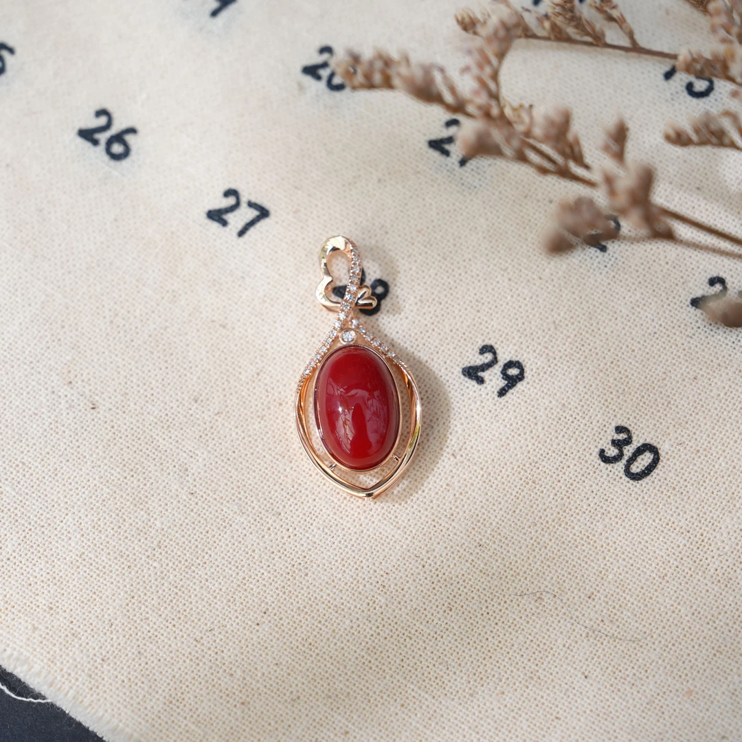 【央博玉专属】18K珊瑚阿卡吊坠150-gu1303qz-多样性发一