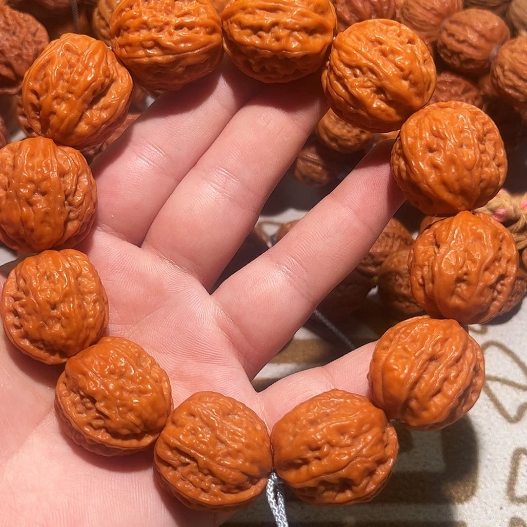 文玩核桃吊坠粗筋大手串