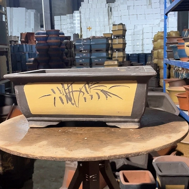 32黄色马槽花盆花盆