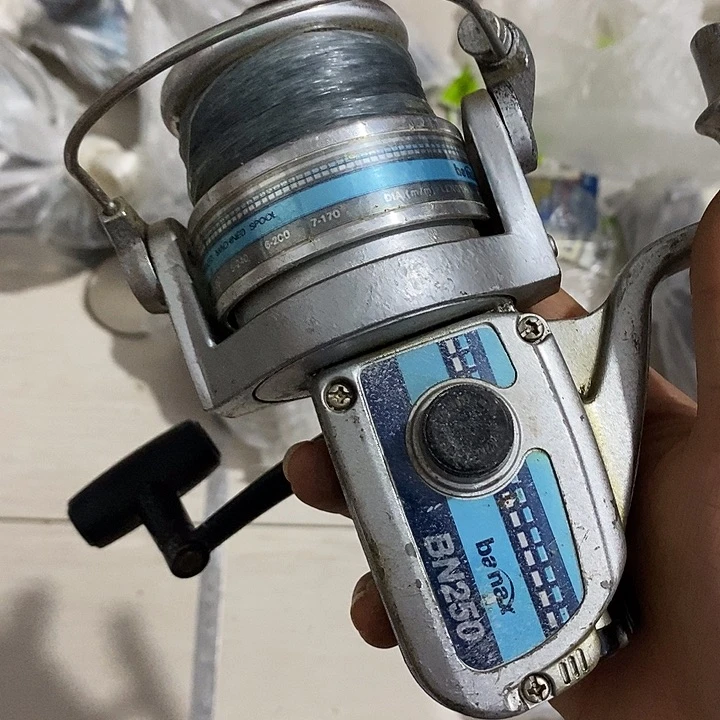 纺车轮一个 老款样品 有瑕疵