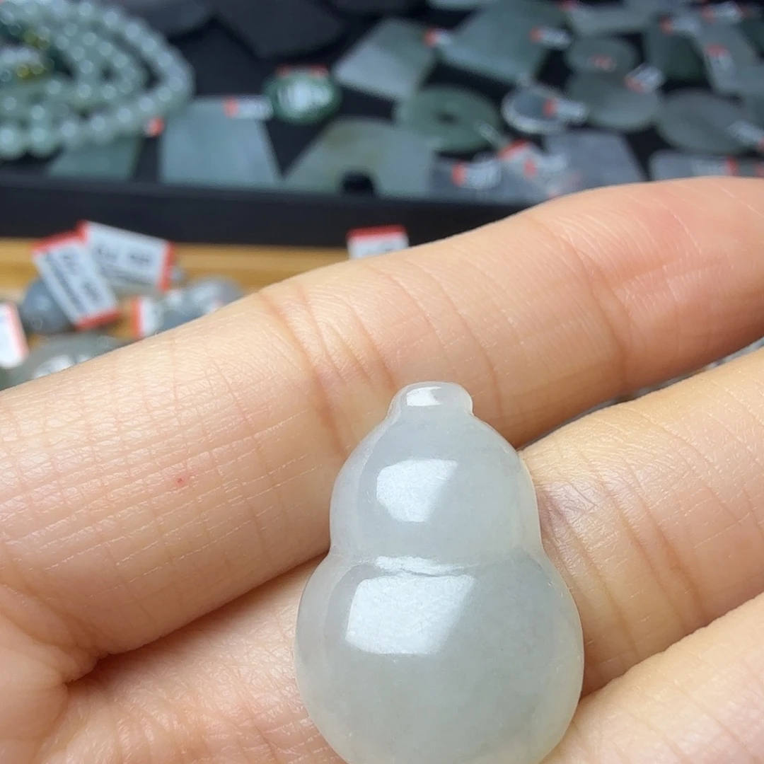 翡翠未镶嵌颈饰天然缅甸翡翠A货