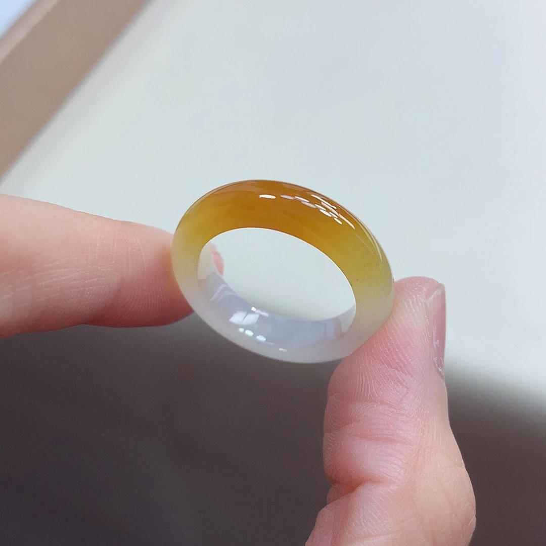 翡翠未镶嵌戒指20号