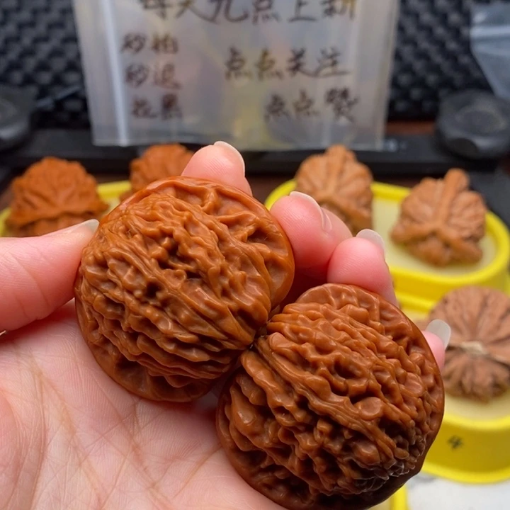 文玩核桃吊坠43四座楼