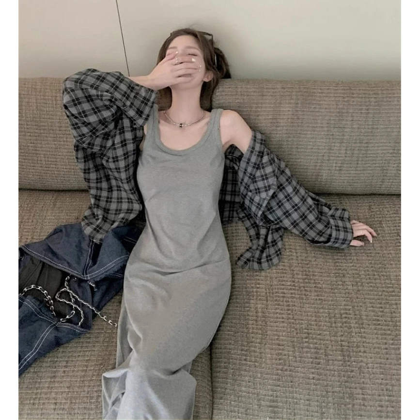 灰色背心连衣裙2025新款女夏季内搭无袖a字吊带裙收腰气质长裙