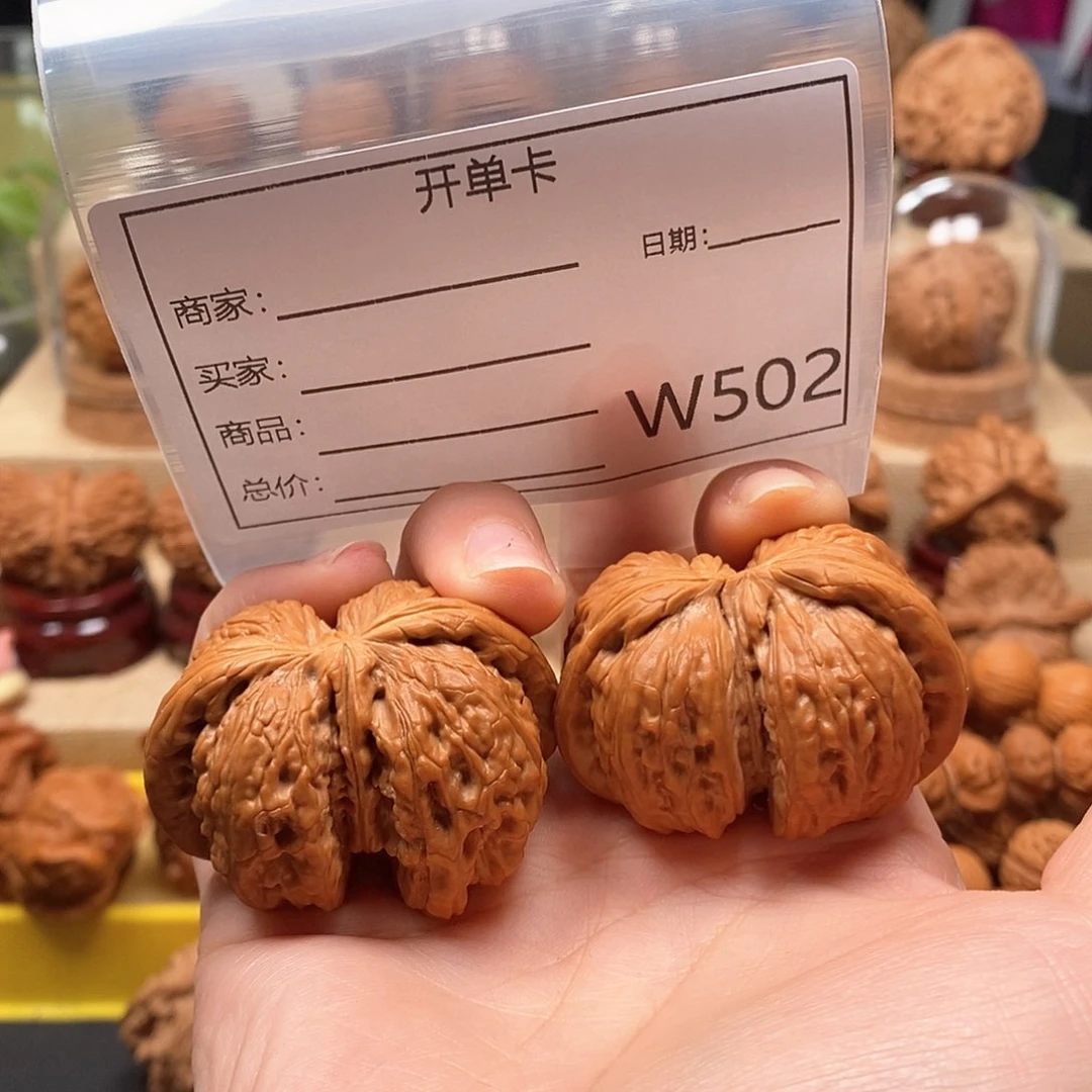 文玩核桃吊坠天*精品课程的教学与研究工作者及