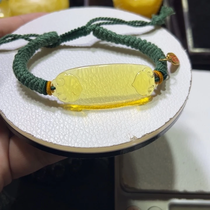 琥珀未镶嵌颈饰琥珀手串