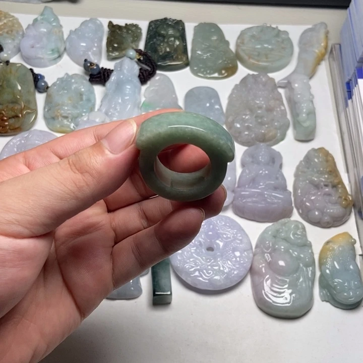 颈饰未镶嵌翡翠马鞍38