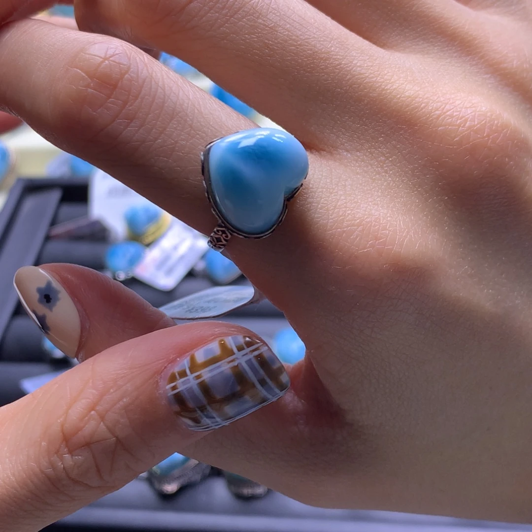 针钠钙石（海纹石）未镶嵌戒指爱心戒指色差略异