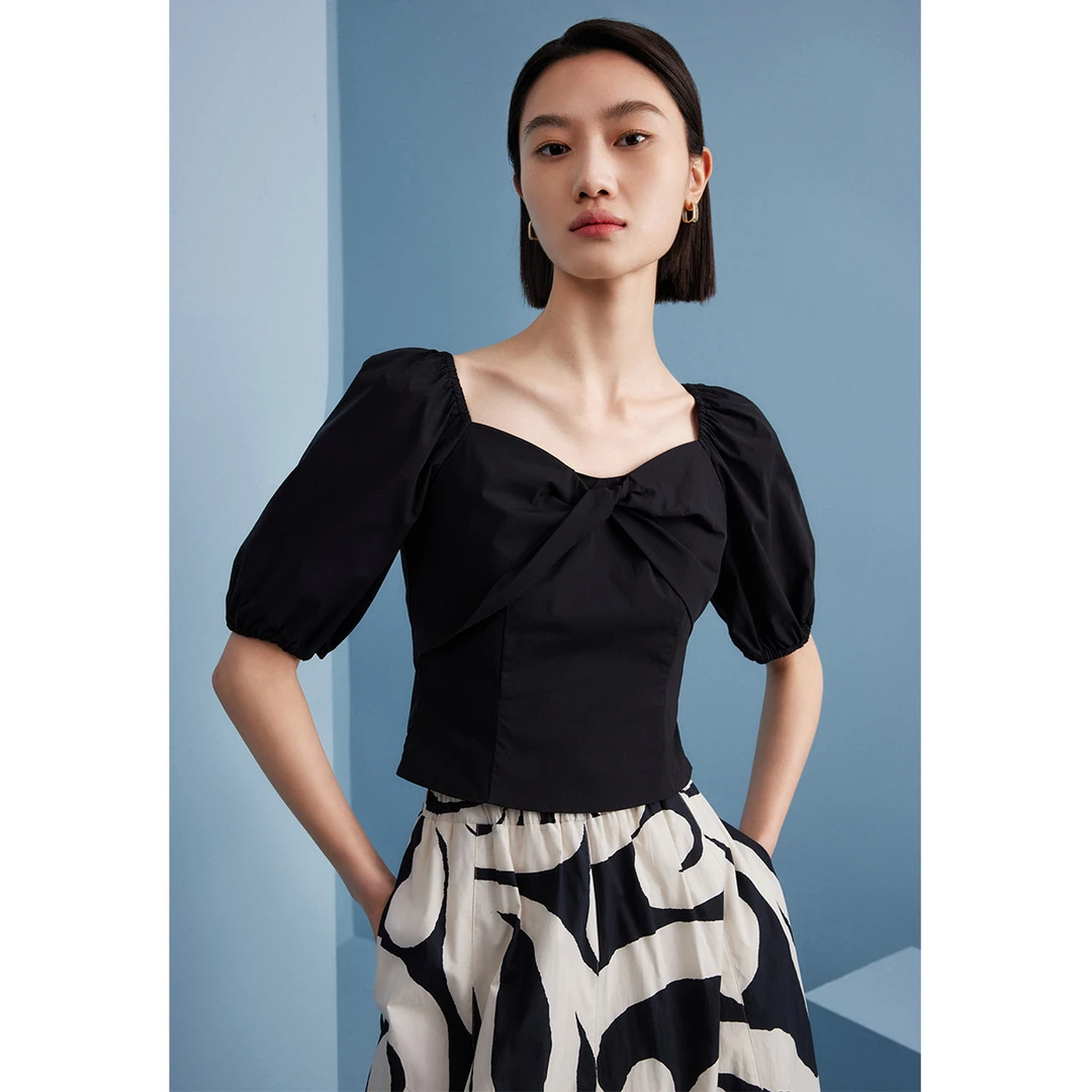 【羊羊专属】纯色气质衬衫夏季宫廷风方领泡泡袖短款衬衣M314201032