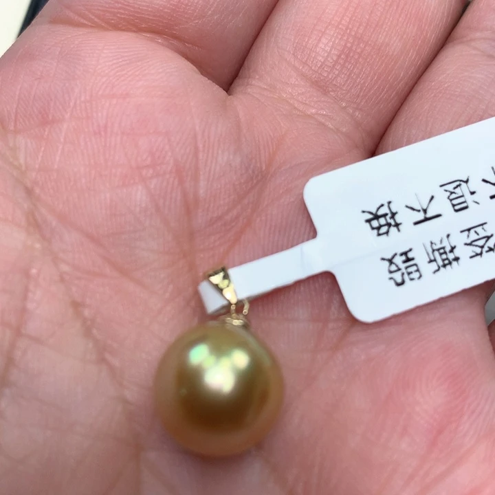 颈饰18K金镶嵌海水珍珠