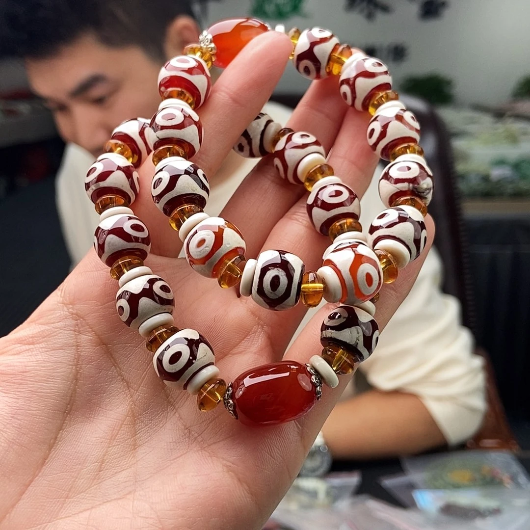 玛瑙/玉髓未镶嵌颈饰手串 颜色多样性发拍一发一