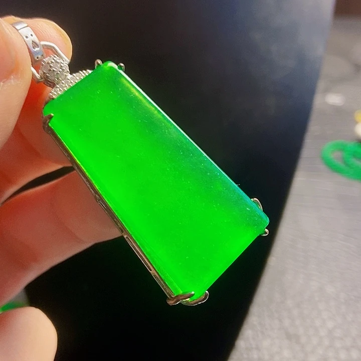 翡翠银S925镶嵌颈饰