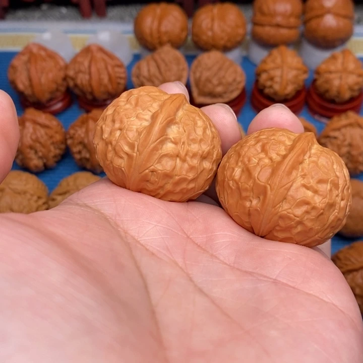 @***R把件文玩核桃舍利子