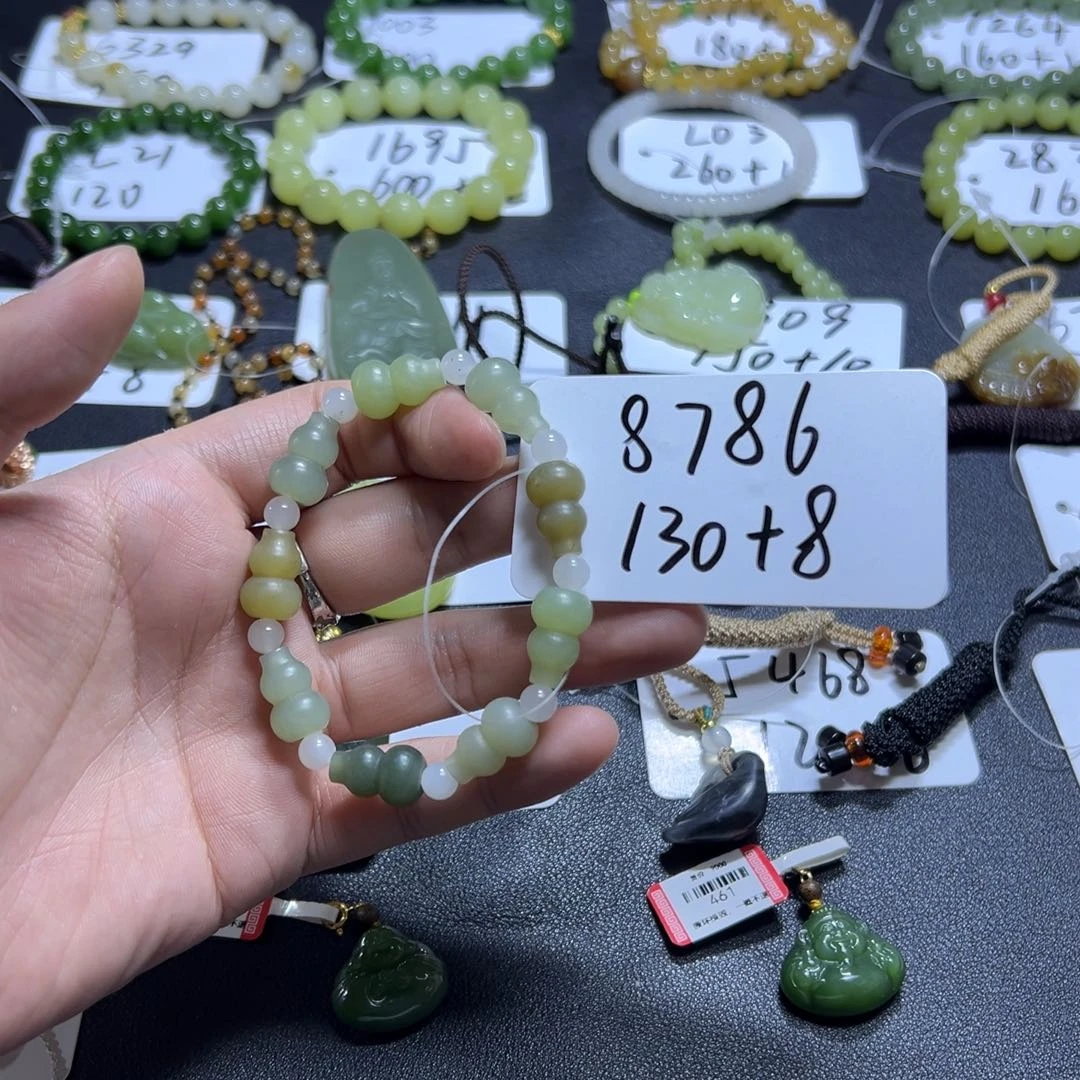 和田玉未镶嵌手串8786