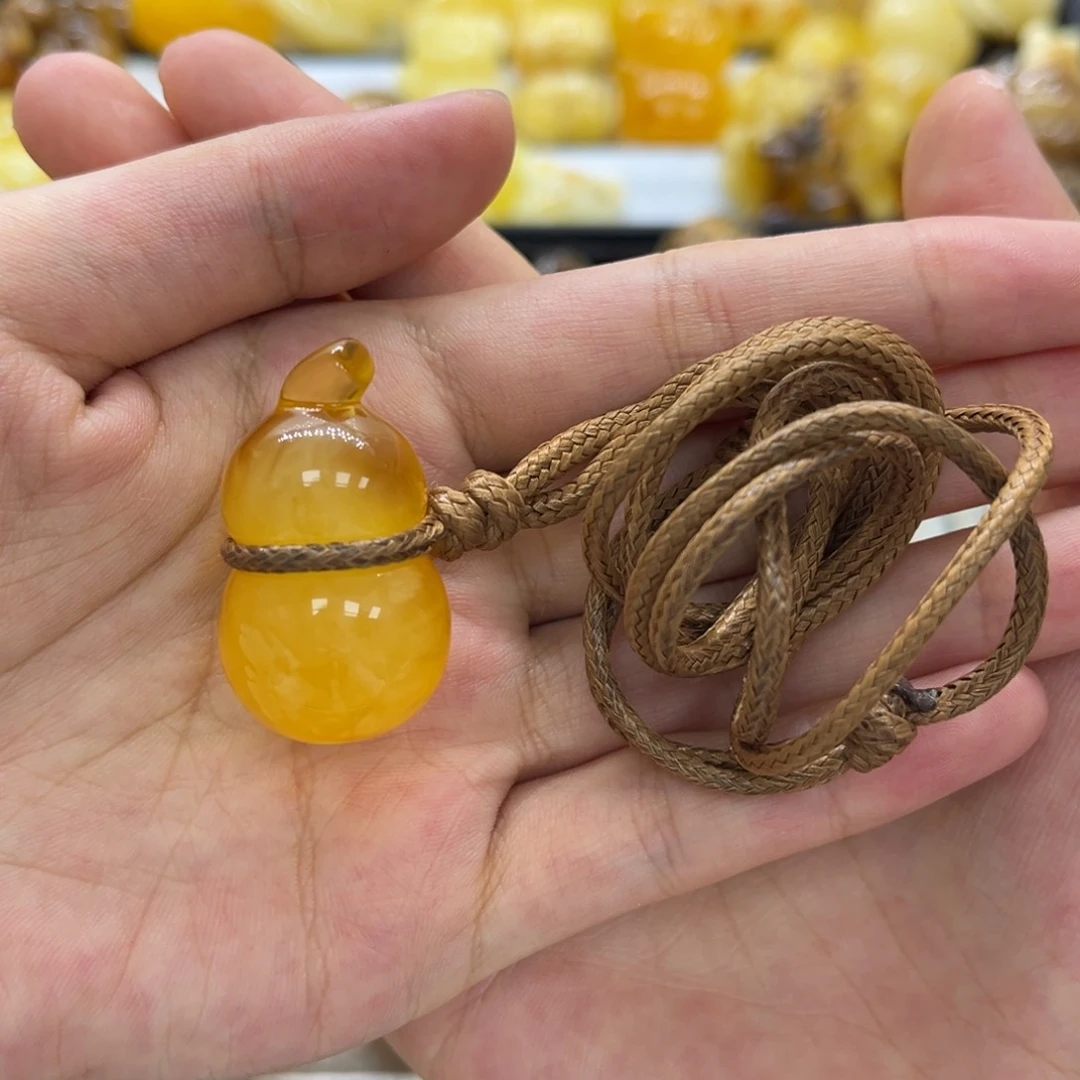 未镶嵌颈饰琥珀天然琥珀俄料葫芦7.7g