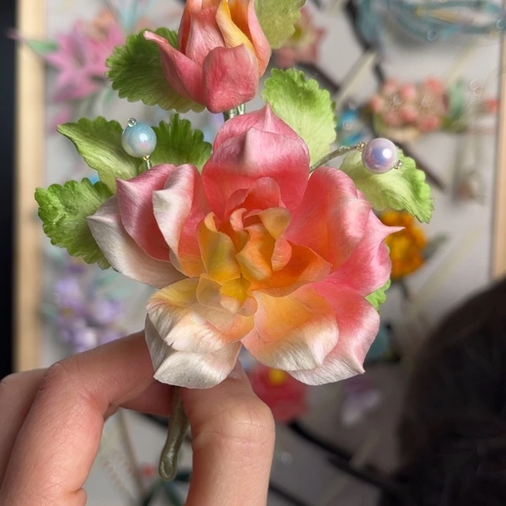 三色扁绒绒花发簪4