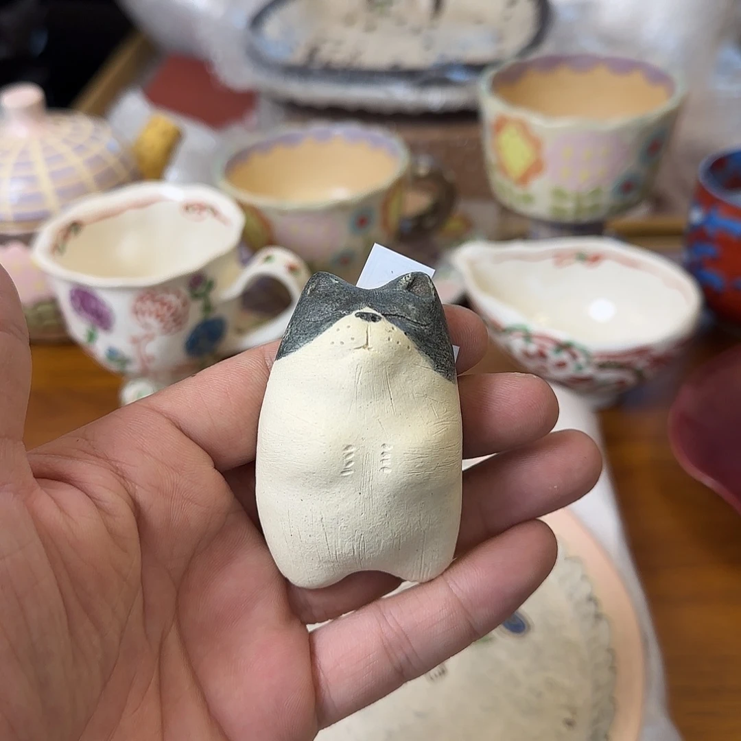 玛***丽茶盏在家待一晚的人都
