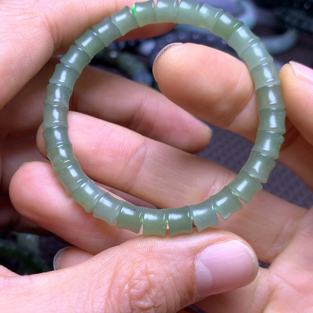 和田玉未镶嵌手串