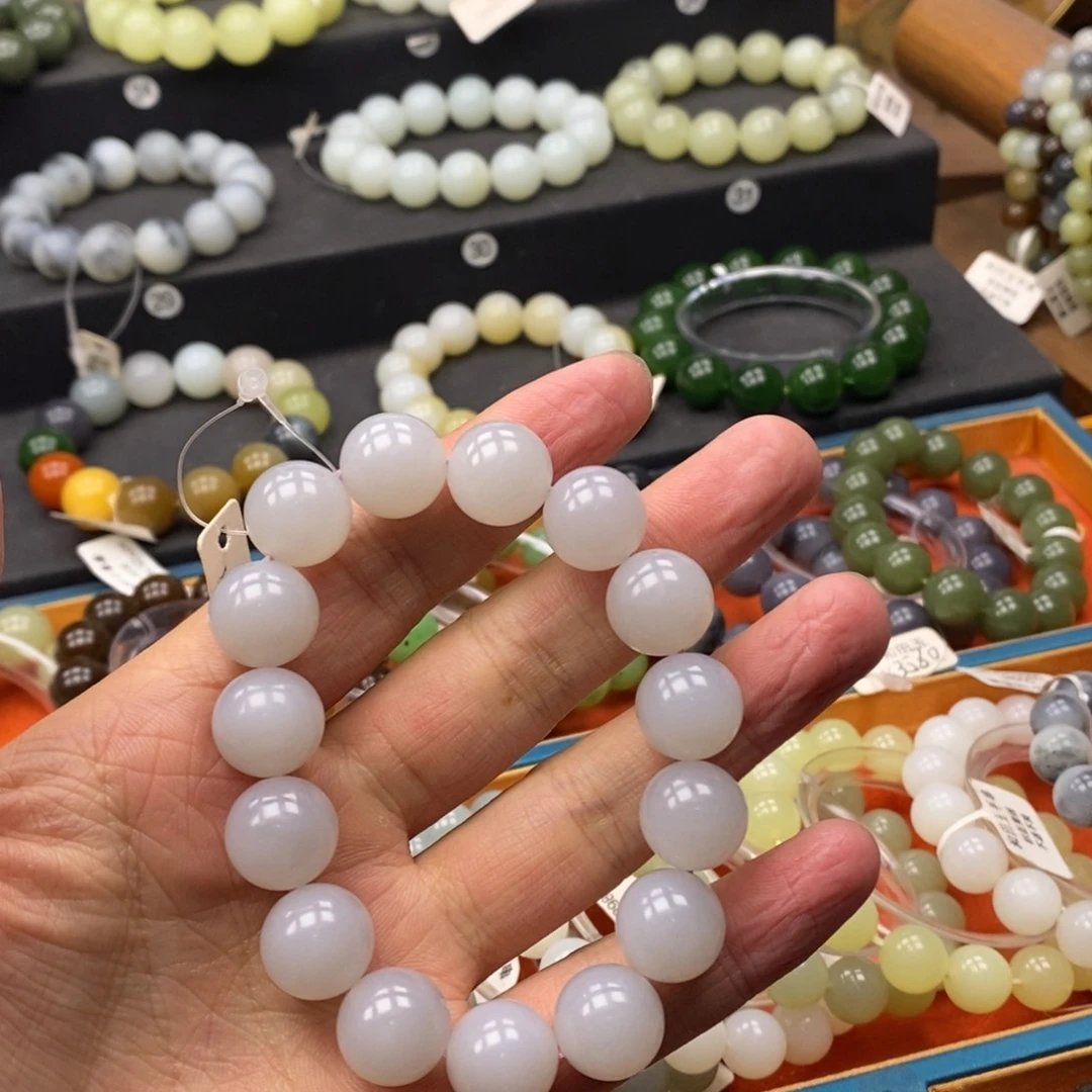 和田玉未镶嵌手链