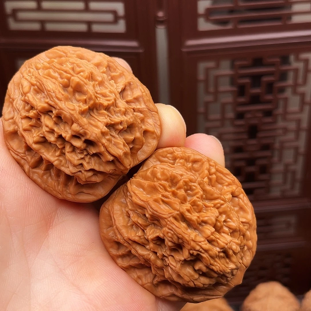 文玩核桃吊坠麦虎