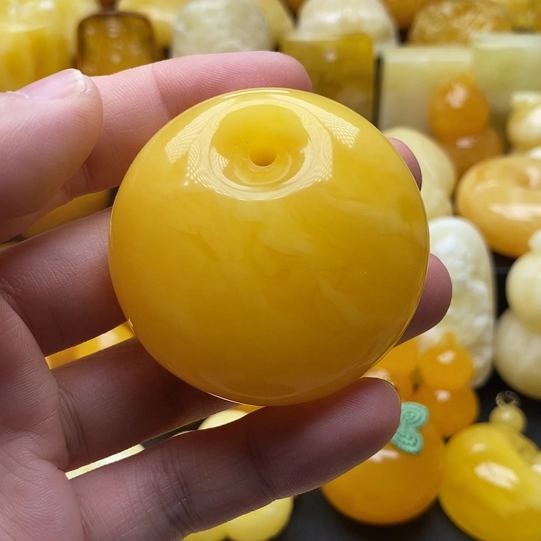 琥珀颈饰未镶嵌琥珀蜜蜡吊坠