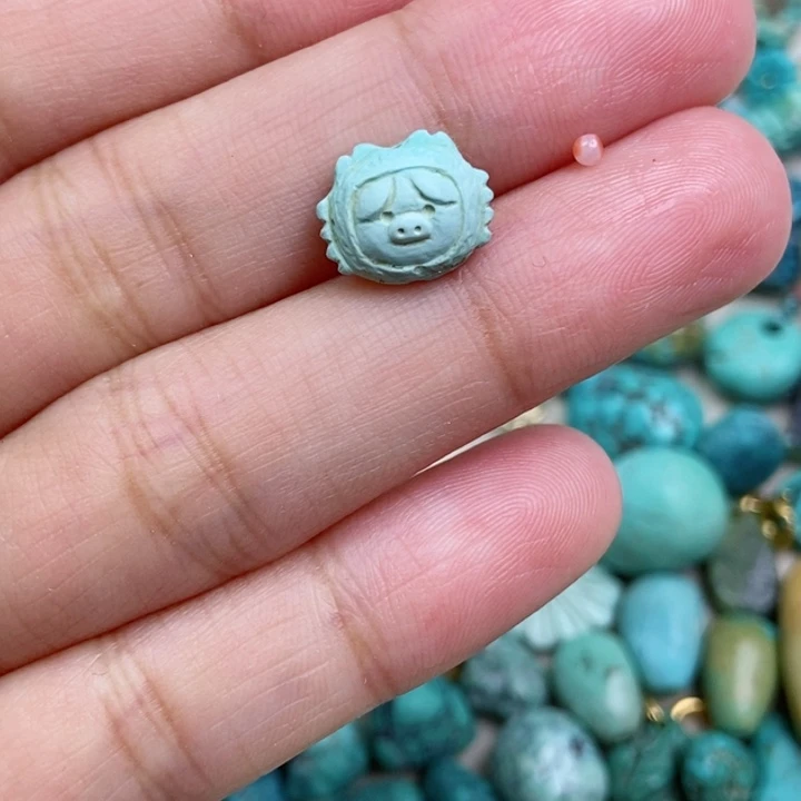 南红玛瑙未镶嵌珠宝奇石