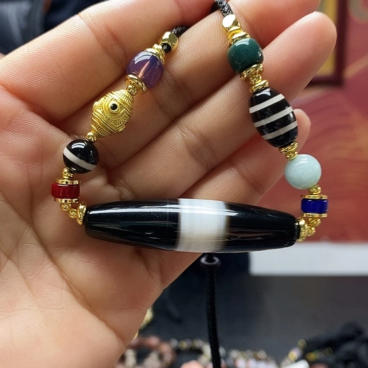 玛瑙/玉髓合金颈饰