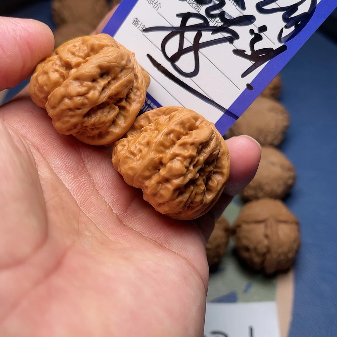 【闪购商品】文玩核桃吊坠赴**v文玩核桃