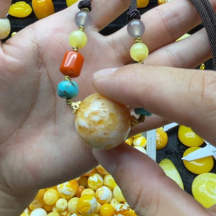 先检后发虎皮索骨吊坠