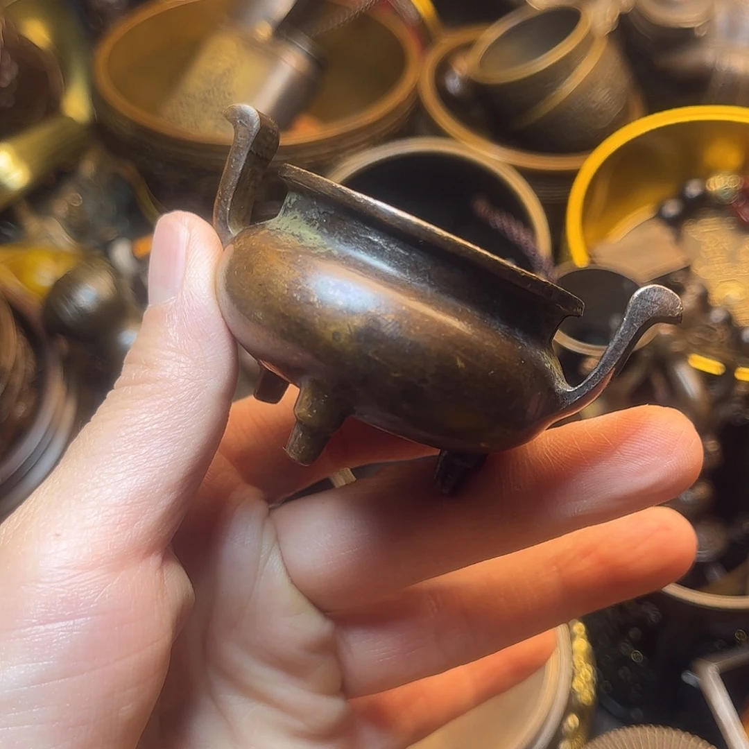 精美铜器工艺品等