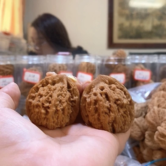 文玩核桃吊坠39➕歪蚂蚁王43克