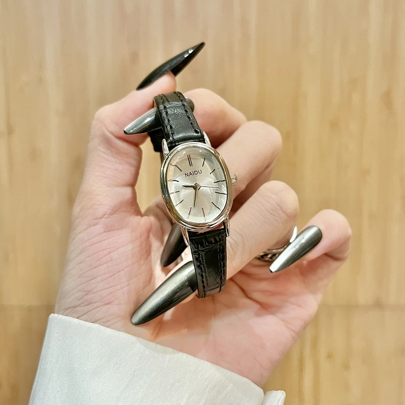 小众百搭通勤女士石英手表精致小表盘时尚气质ND37181