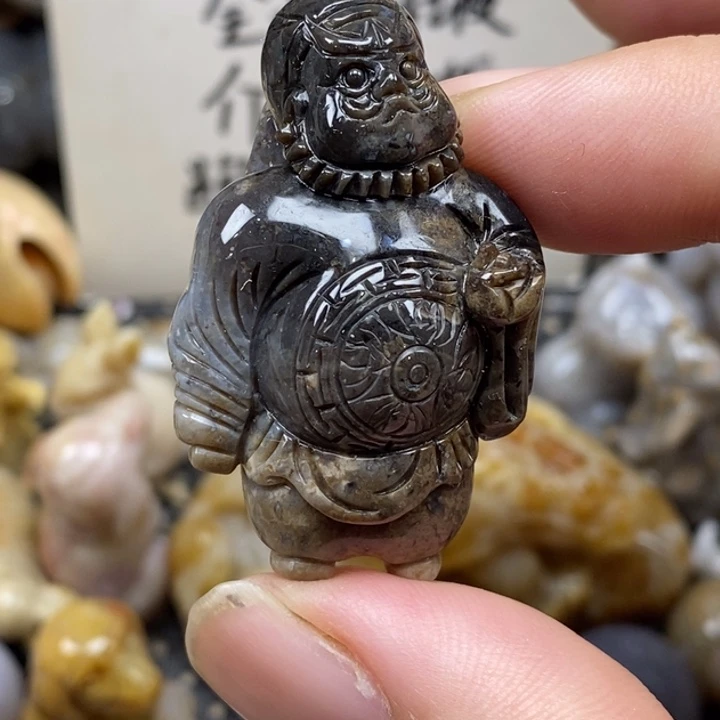 硅化珊瑚（珊瑚玉）未镶嵌颈饰