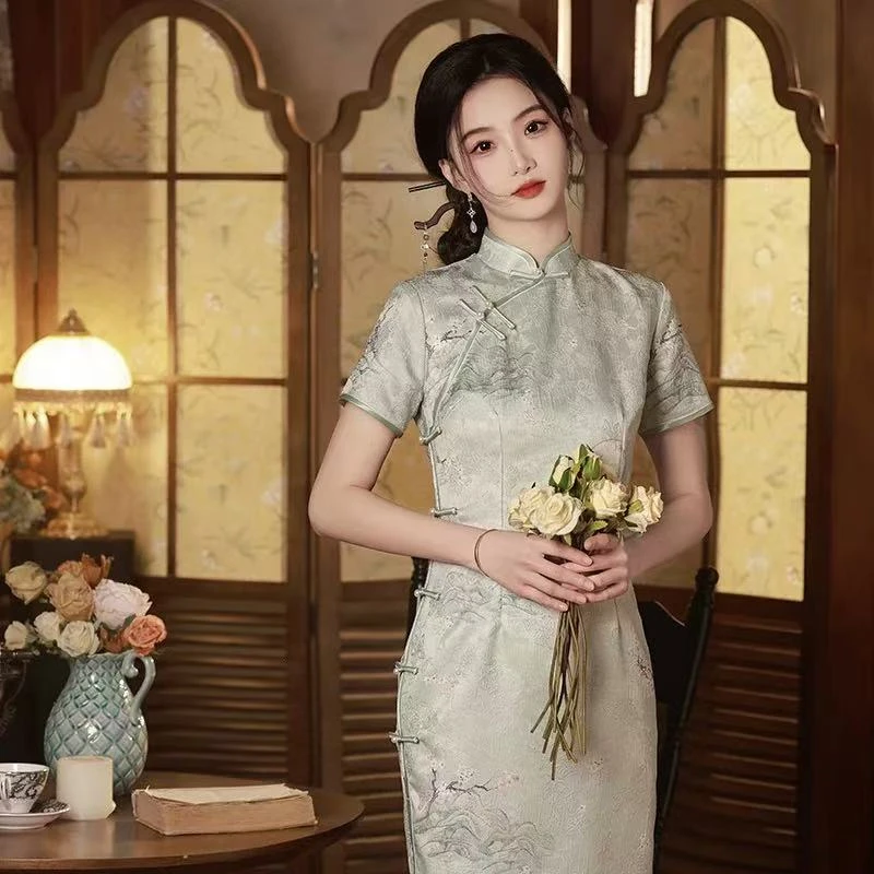 0517 浅绿色 【花好月圆】 梅花 旗袍