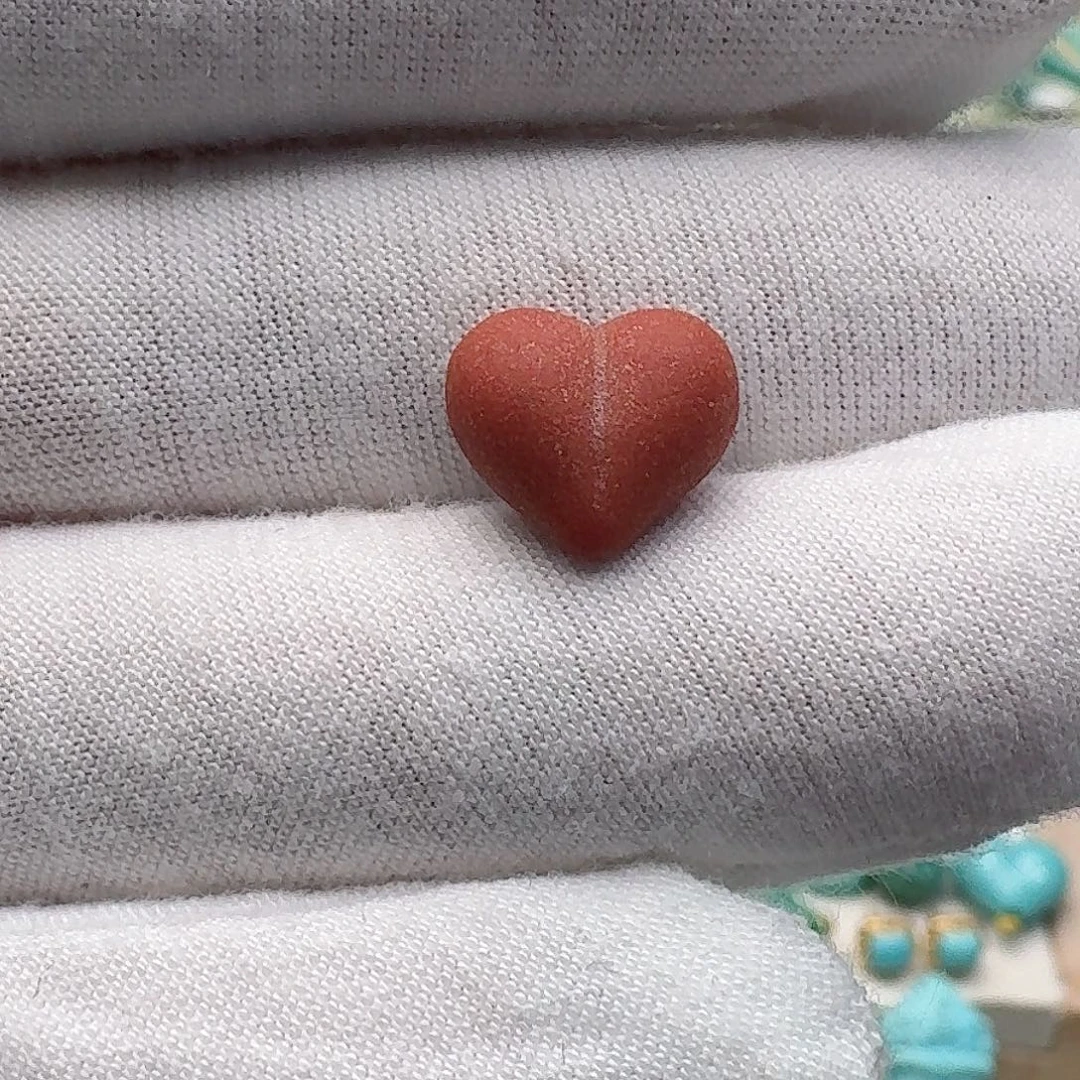 南红玛瑙未镶嵌珠宝奇石