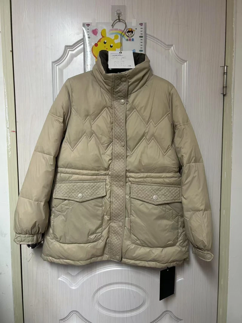 【子惠服饰】2024新款拼色领子气质短款羽绒