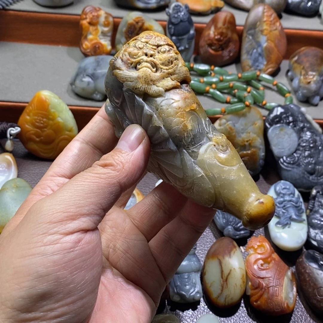 5***哥和田玉未镶嵌把件