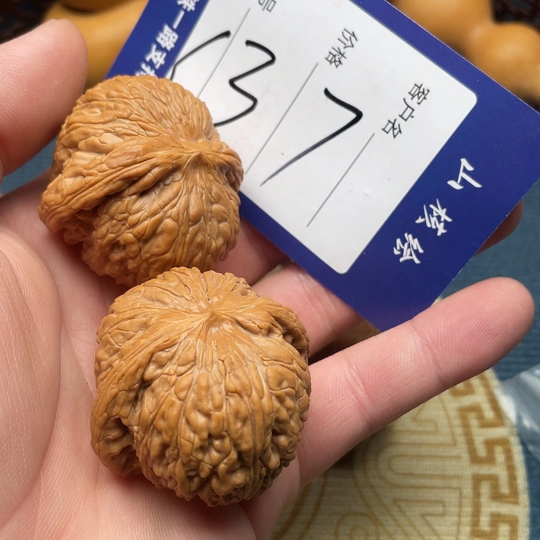 A***猫文玩核桃闪电购137