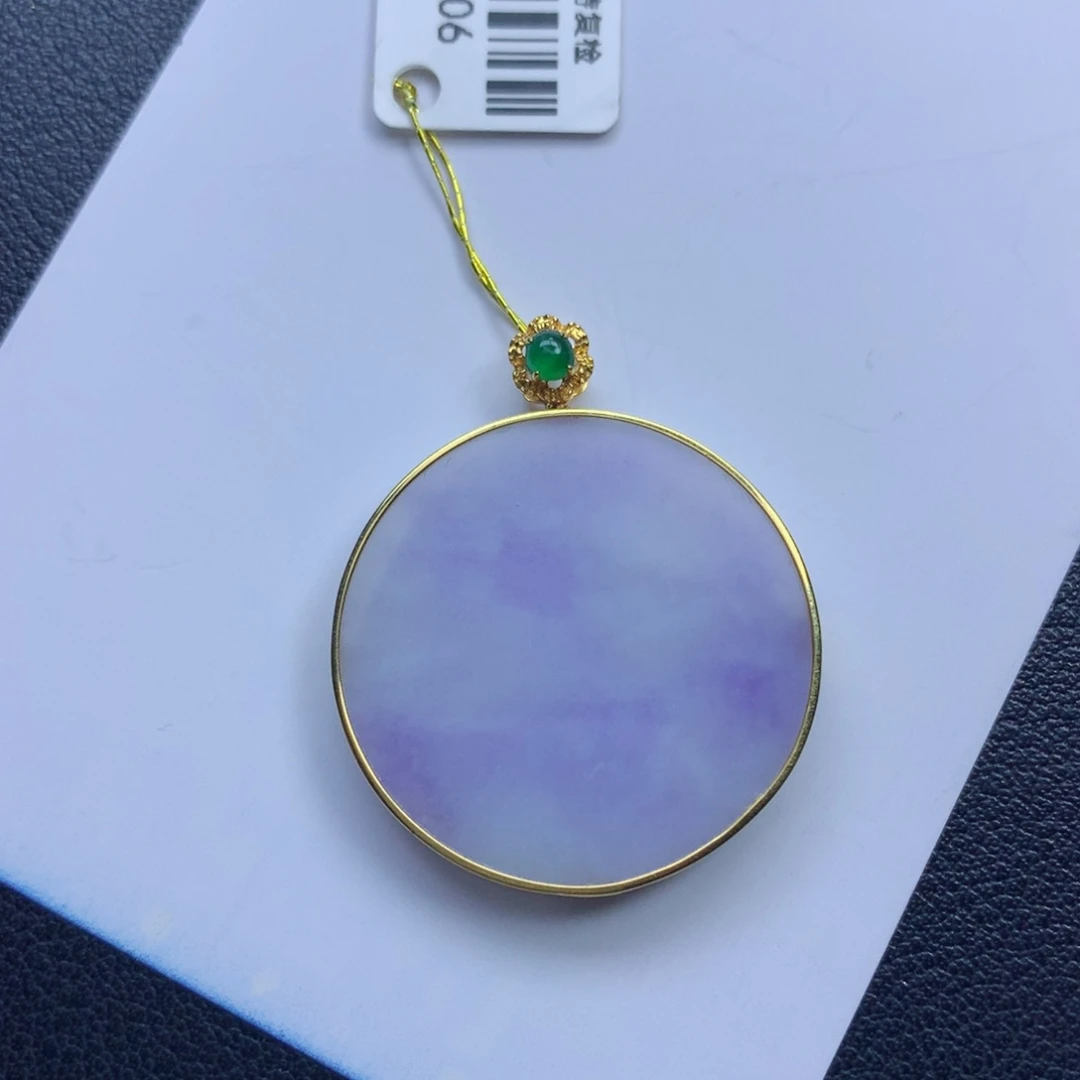 翡翠颈饰未镶嵌无事牌