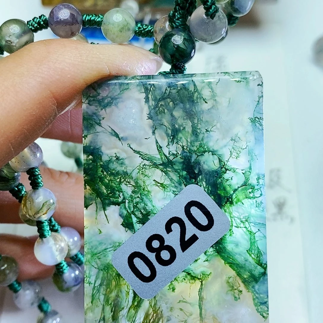 未镶嵌颈饰玛瑙/玉髓佳*