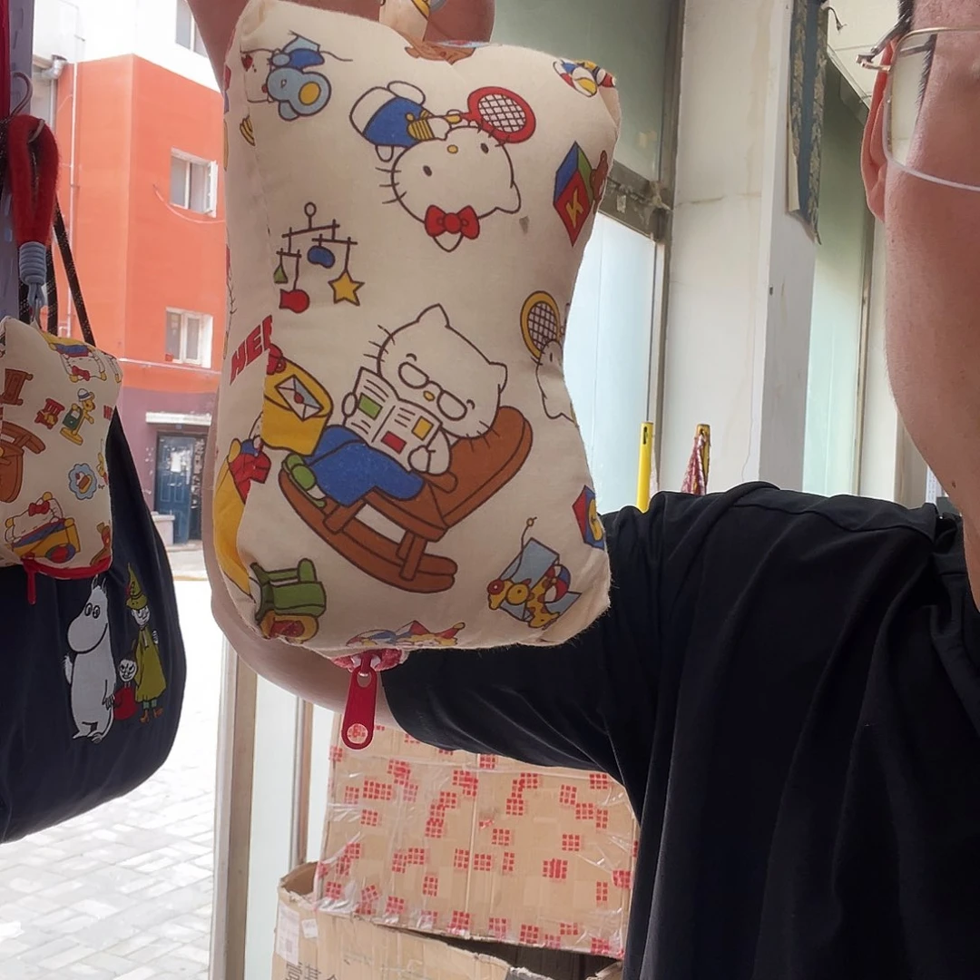 PU化妆包等各种产品和
