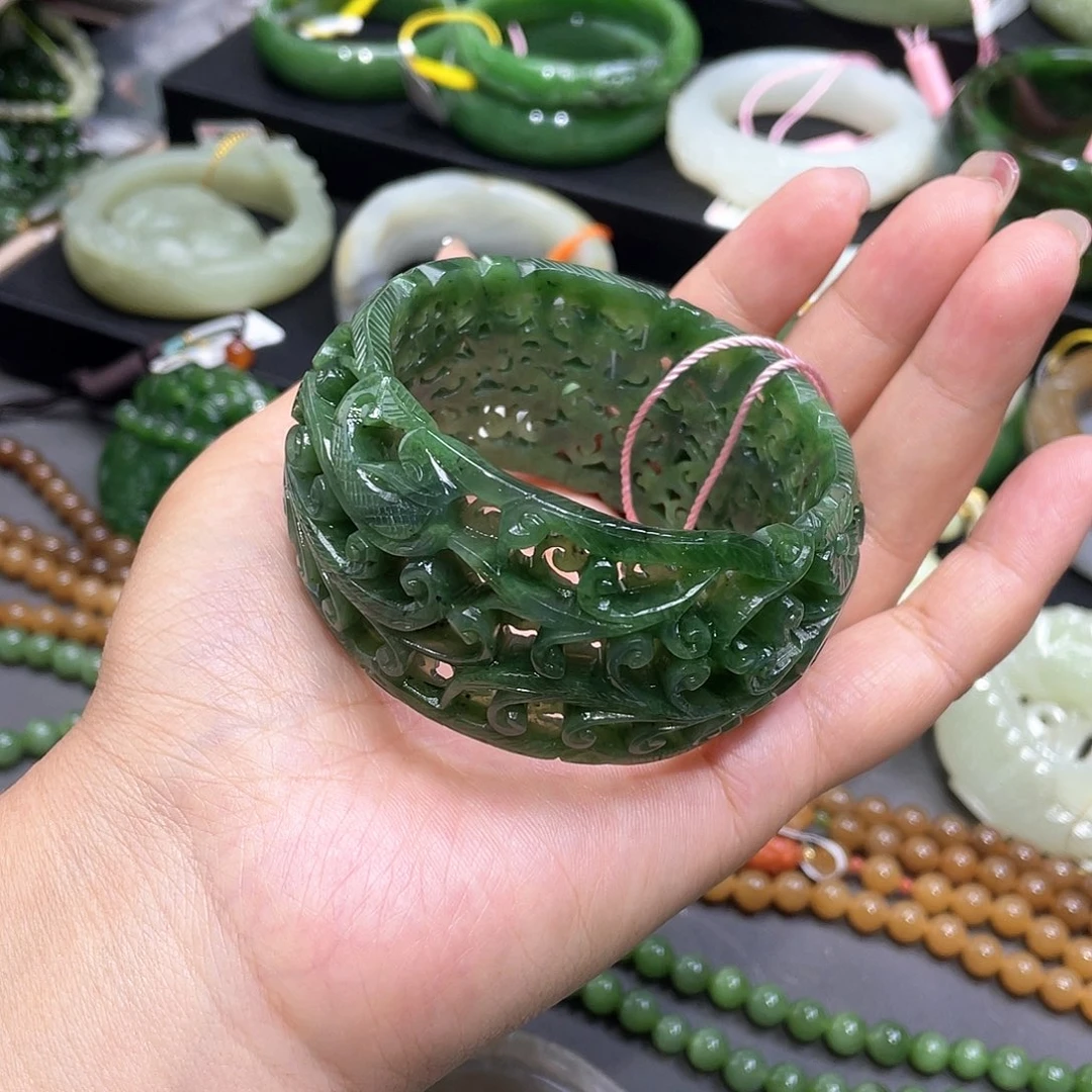 和田玉手镯5859圈口8未镶嵌