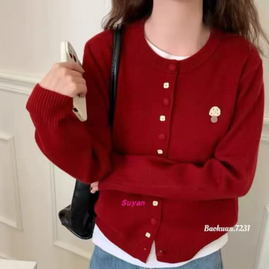 爱心小草莓红色针织