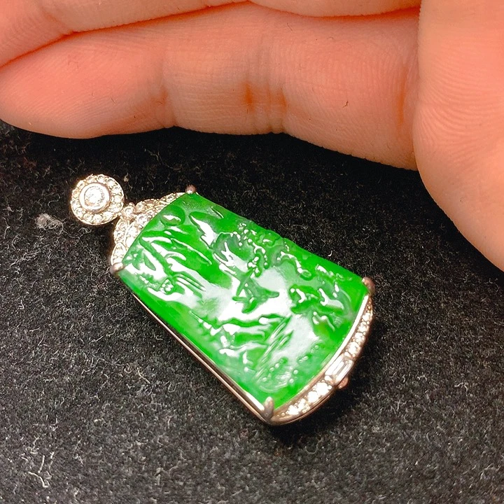 【闪购商品】翡翠未镶嵌颈饰翡翠