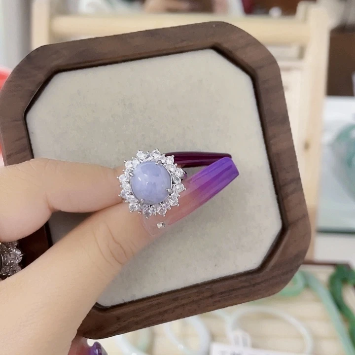 翡翠未镶嵌颈饰天然翡翠A货