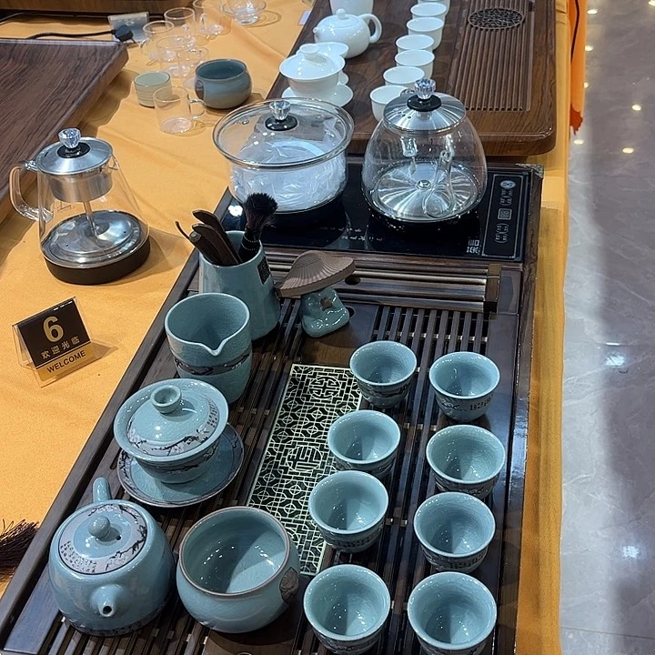 破解破了咯哦咯小燕子