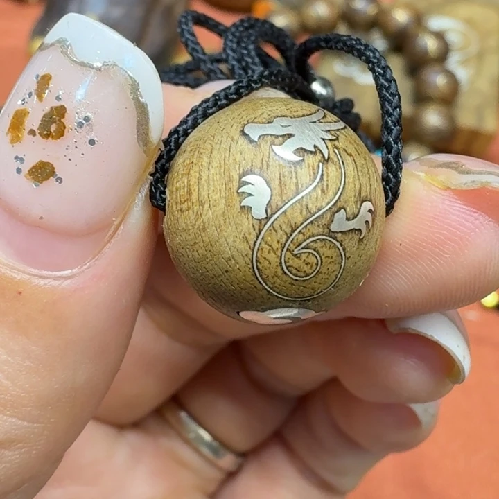 大叶紫檀(黑酸枝木类)