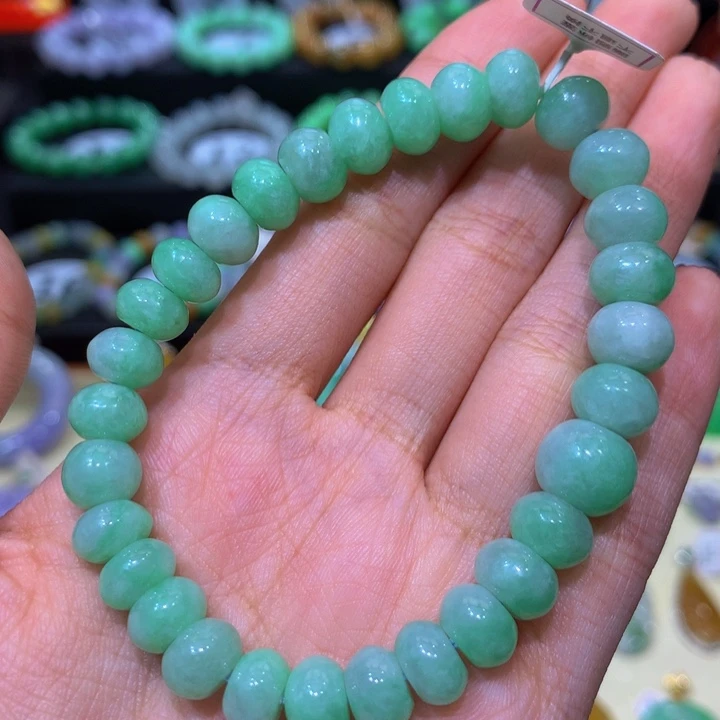 翡翠未镶嵌颈饰翡翠8