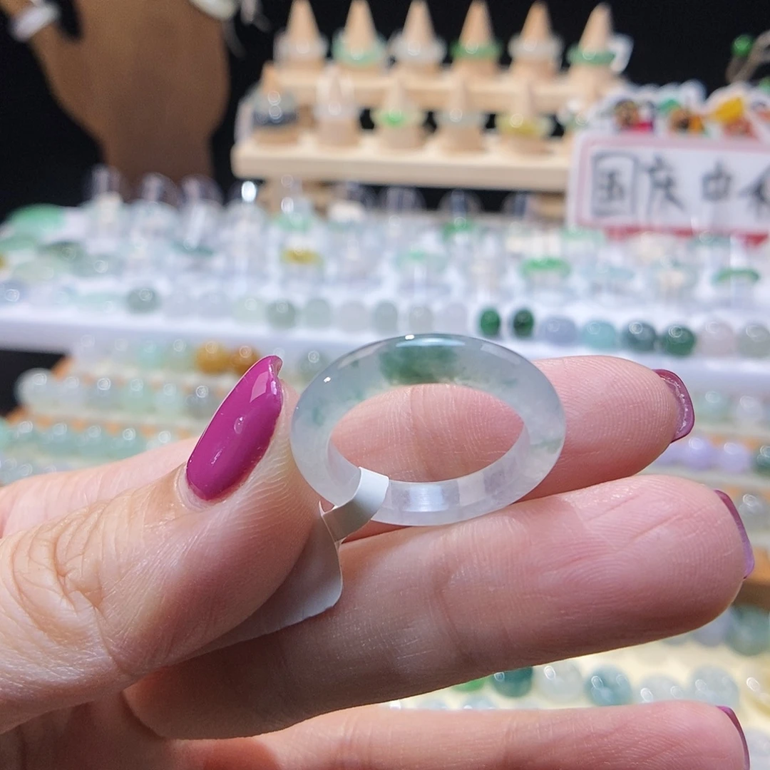 翡翠未镶嵌戒指17号飘花戒福利不退换